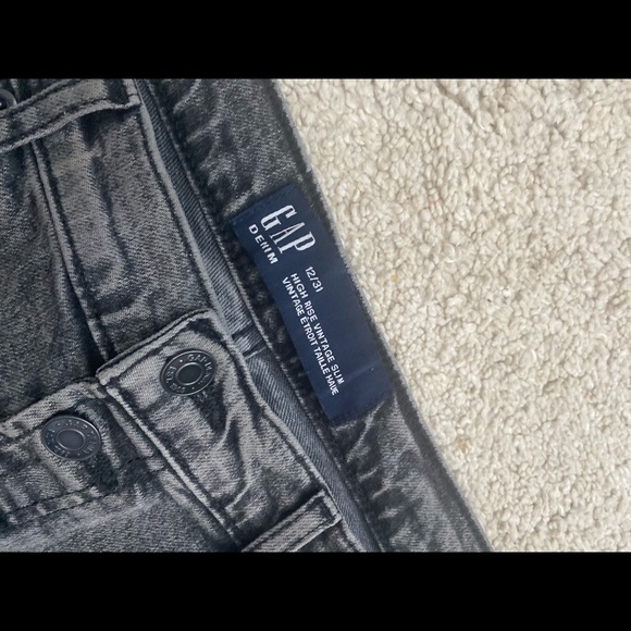 GAP jeans - Picture 3 of 4